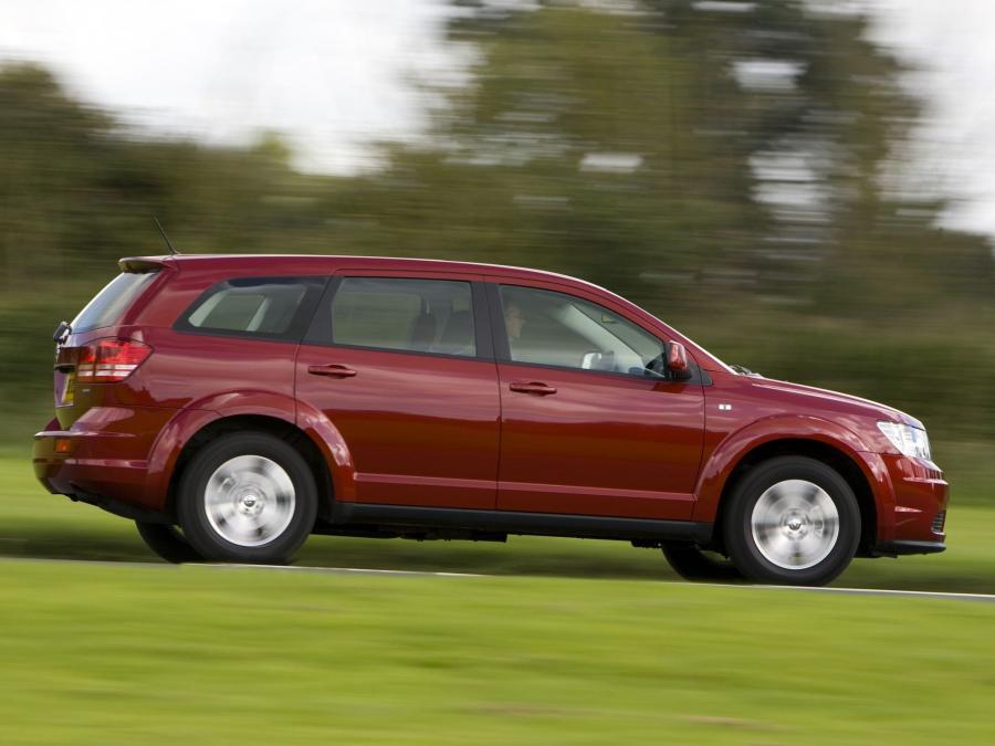  Dodge Journey 2008 года  (UK) (фото 23 из 30)